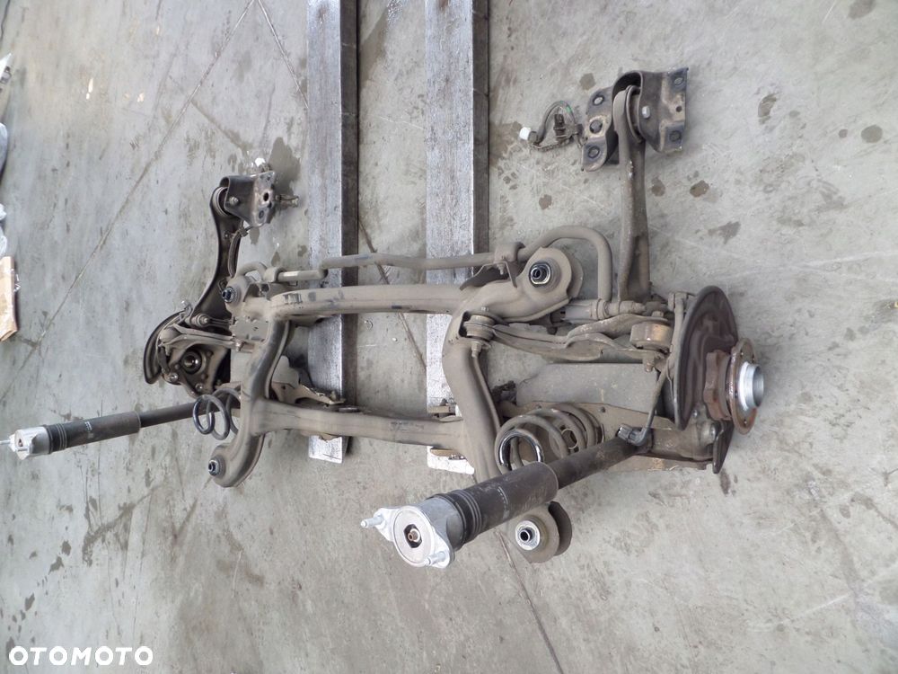 w177 amg a35 4matic 2.0 306km zawieszenie belka tył - 3