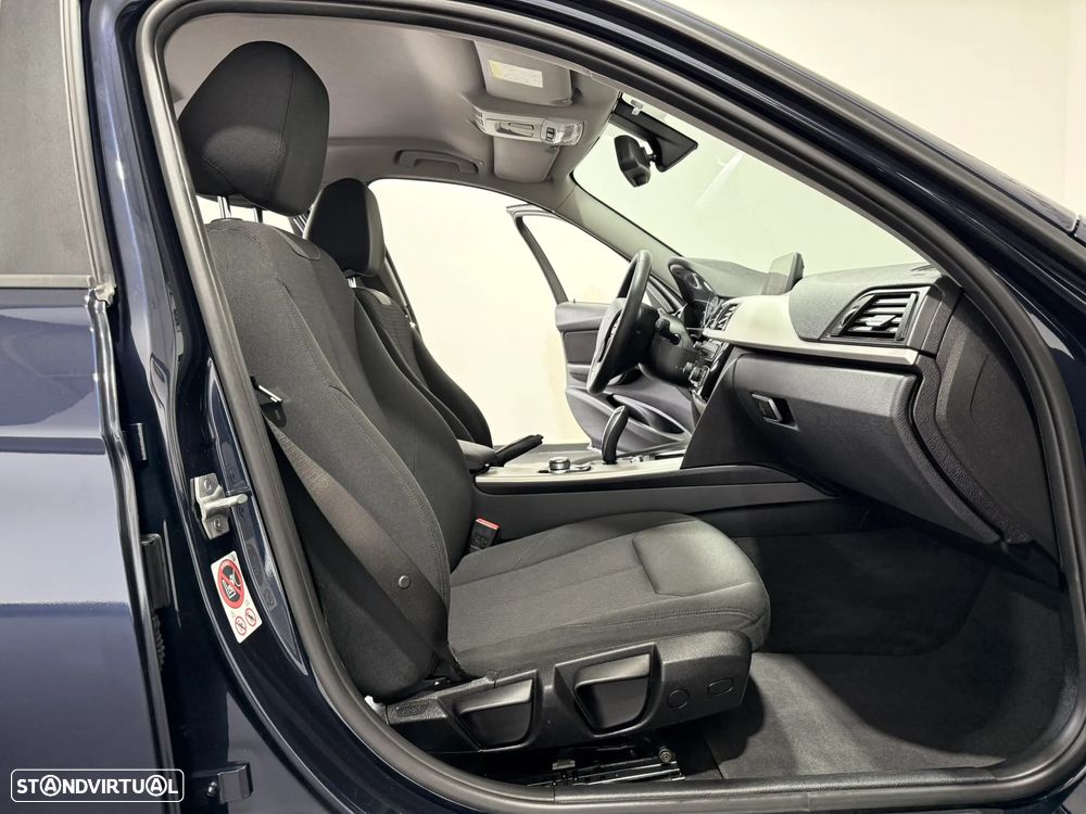 BMW 330 e iPerformance Advantage - 40