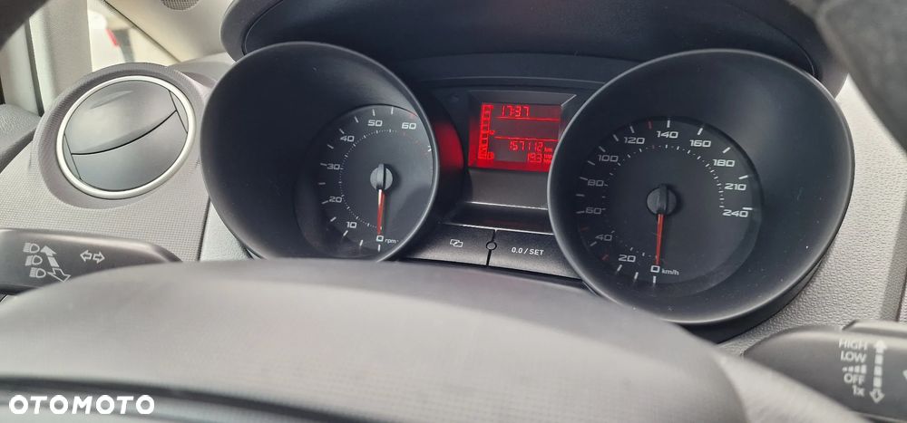 Seat Ibiza SC 1.2 12V Style - 10