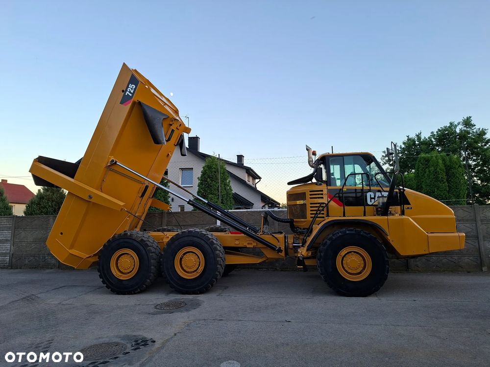 Caterpillar 725 - 21
