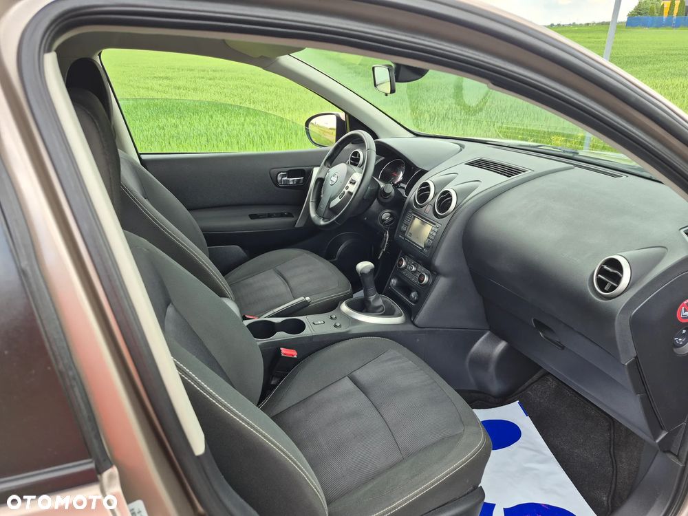 Nissan Qashqai - 10