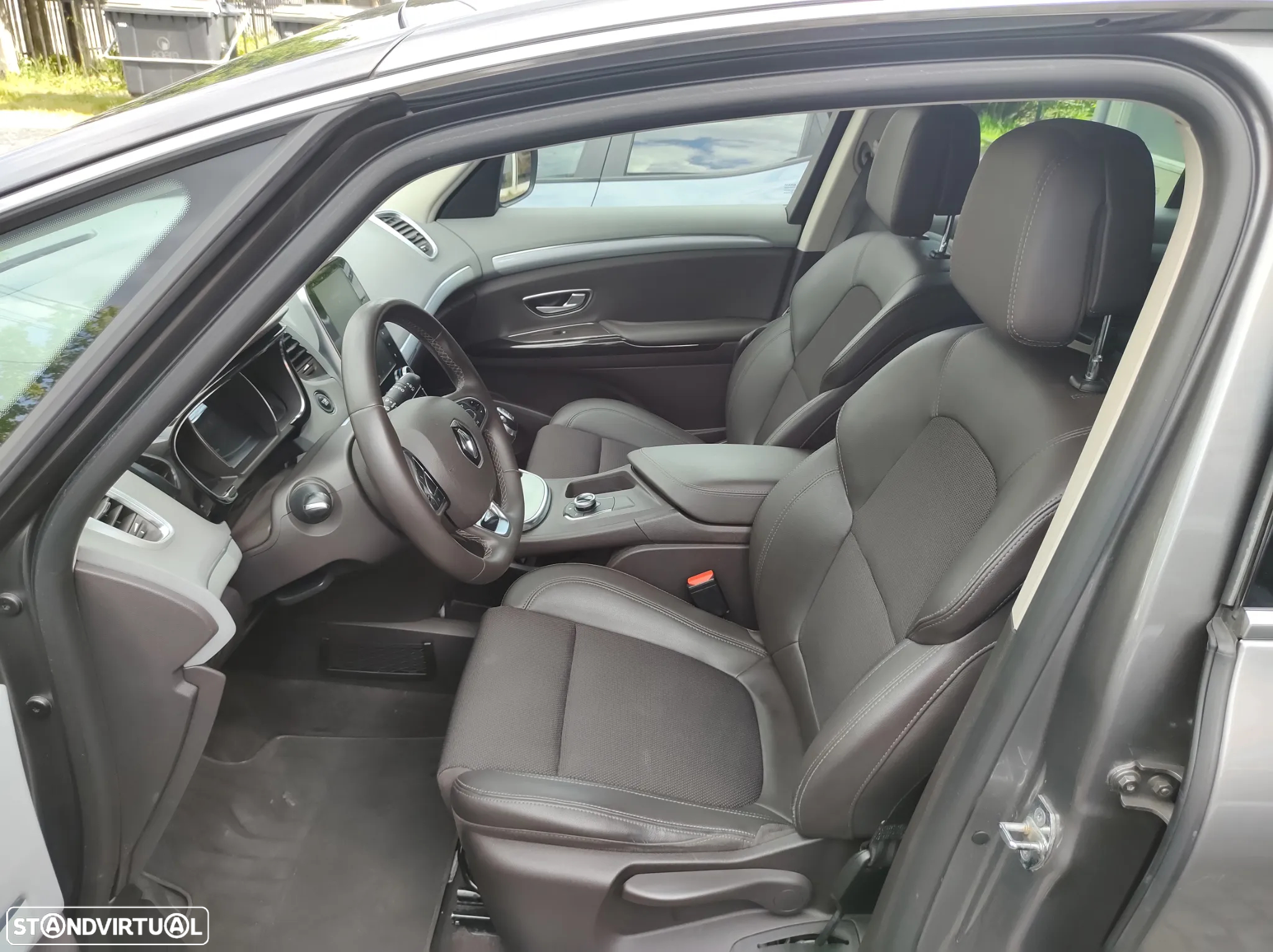 Renault Espace 1.6 dCi Zen - 14