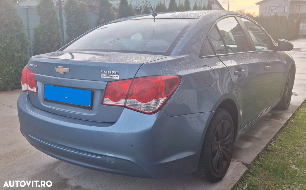 Chevrolet Cruze - 3