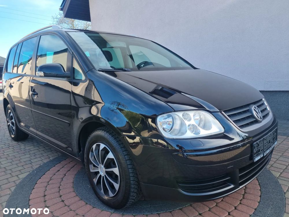 Volkswagen Touran 2.0 TDI DPF Highline - 1