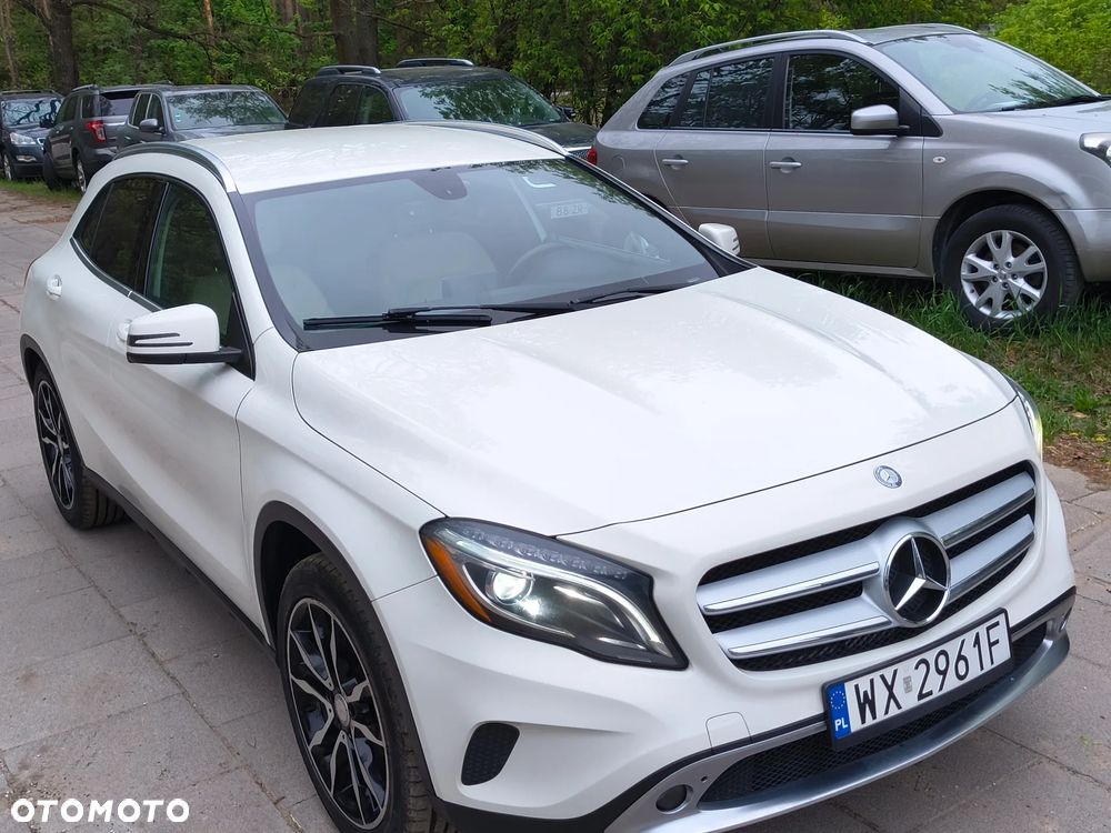Mercedes-Benz GLA 250 4Matic 7G-DCT Activity Edition - 4