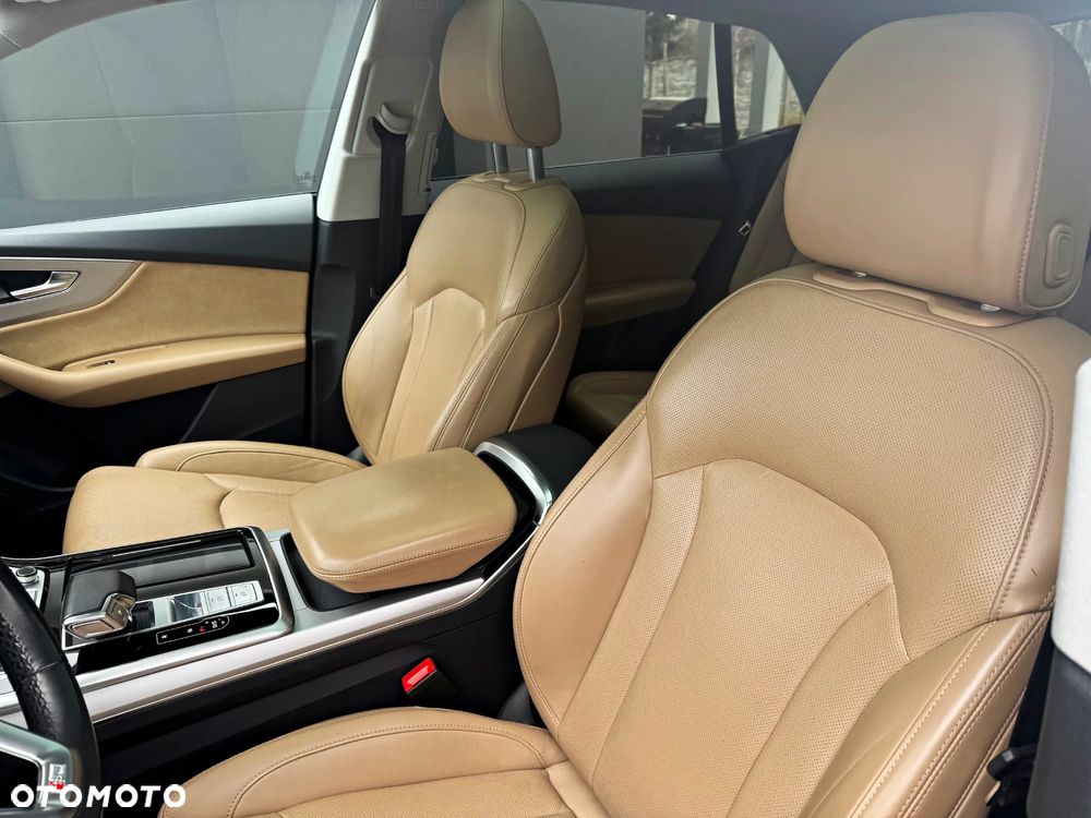 Audi Q8 SUV TDI quattro 210 kW tiptronic - 32