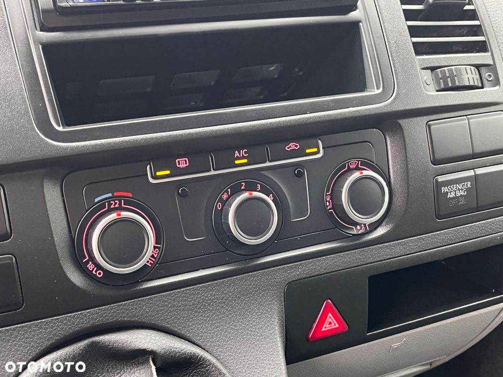 Volkswagen Transporter T6 - 30