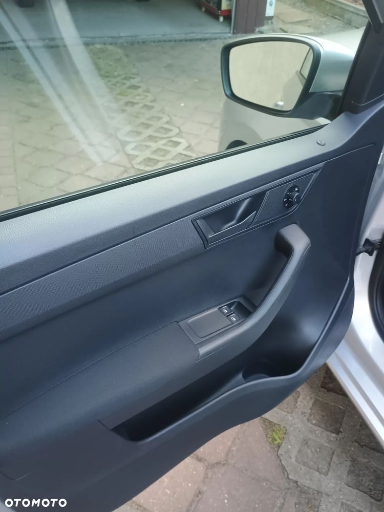 Skoda Fabia 1.2 TSI Active - 8