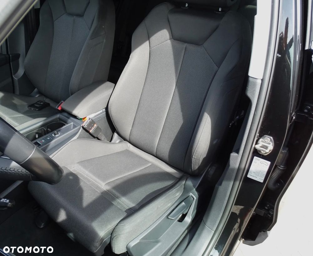 Audi Q3 2.0 TDI Sport S tronic - 18