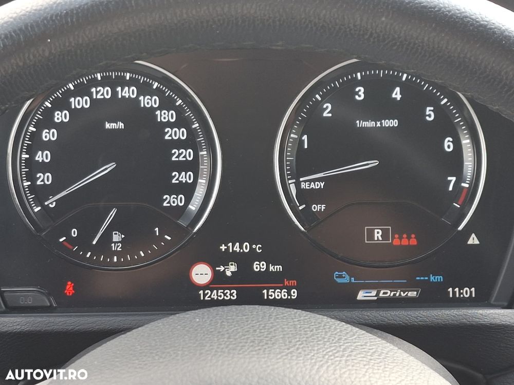 BMW X1 xDrive25e Advantage - 8