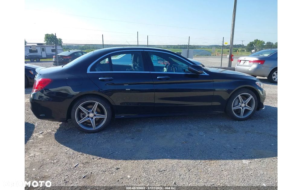 Mercedes-Benz Klasa C 300 7G-TRONIC AMG Line - 11