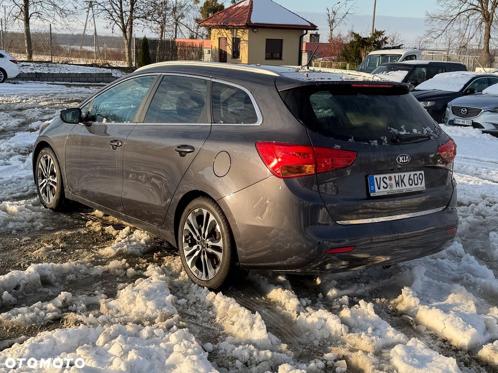Kia Ceed 1.6 GDI DCT Platinum Edition - 6