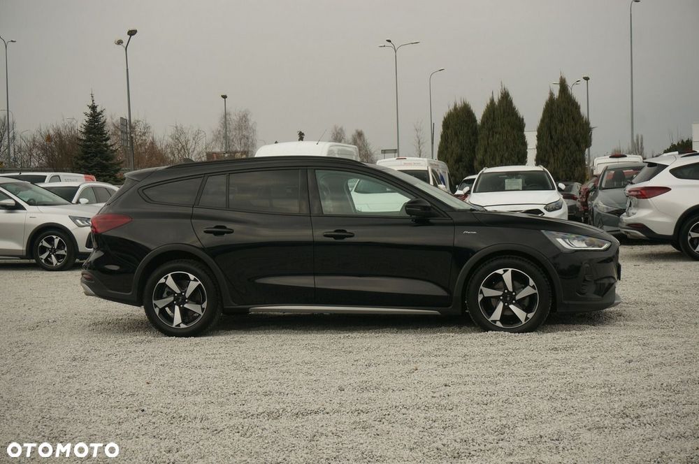 Ford Focus 2024 photo 5