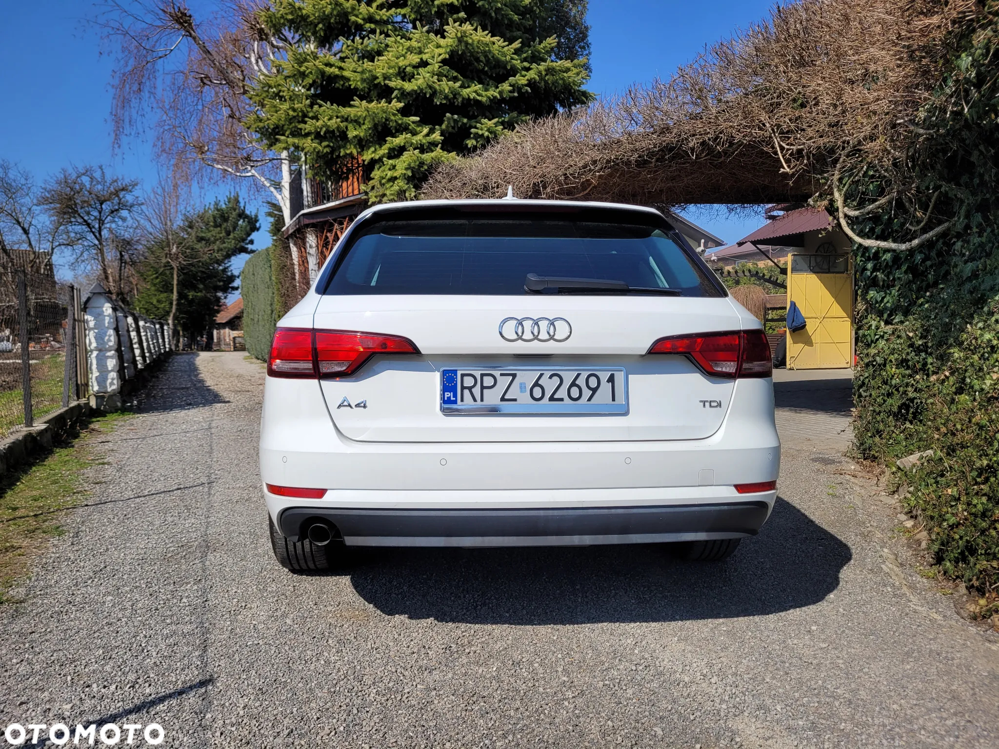 Audi A4 - 4