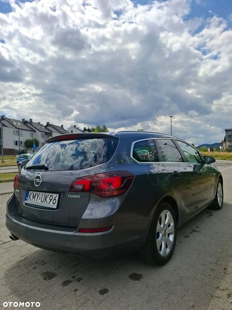 Opel Astra 1.4 T Cosmo - 5