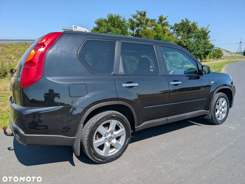 Nissan X-Trail 2.0 XE - 12