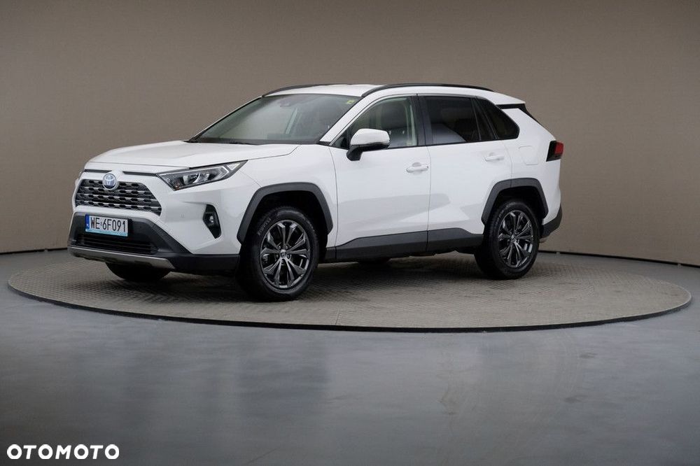 Toyota RAV4 - 1