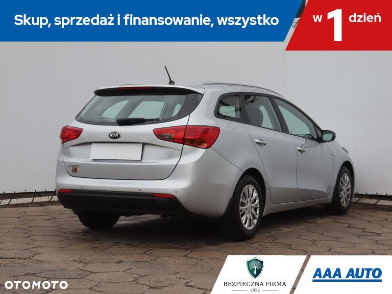 Kia Ceed - 7