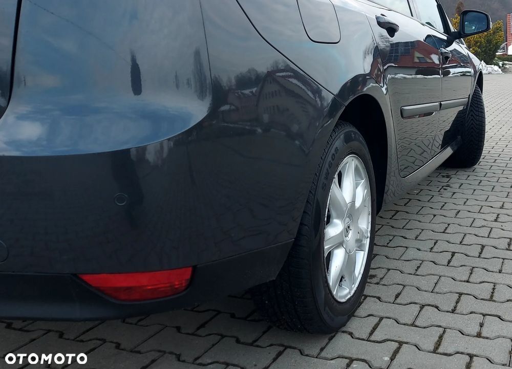 Renault Megane 1.6 16V Luxe Expression - 17