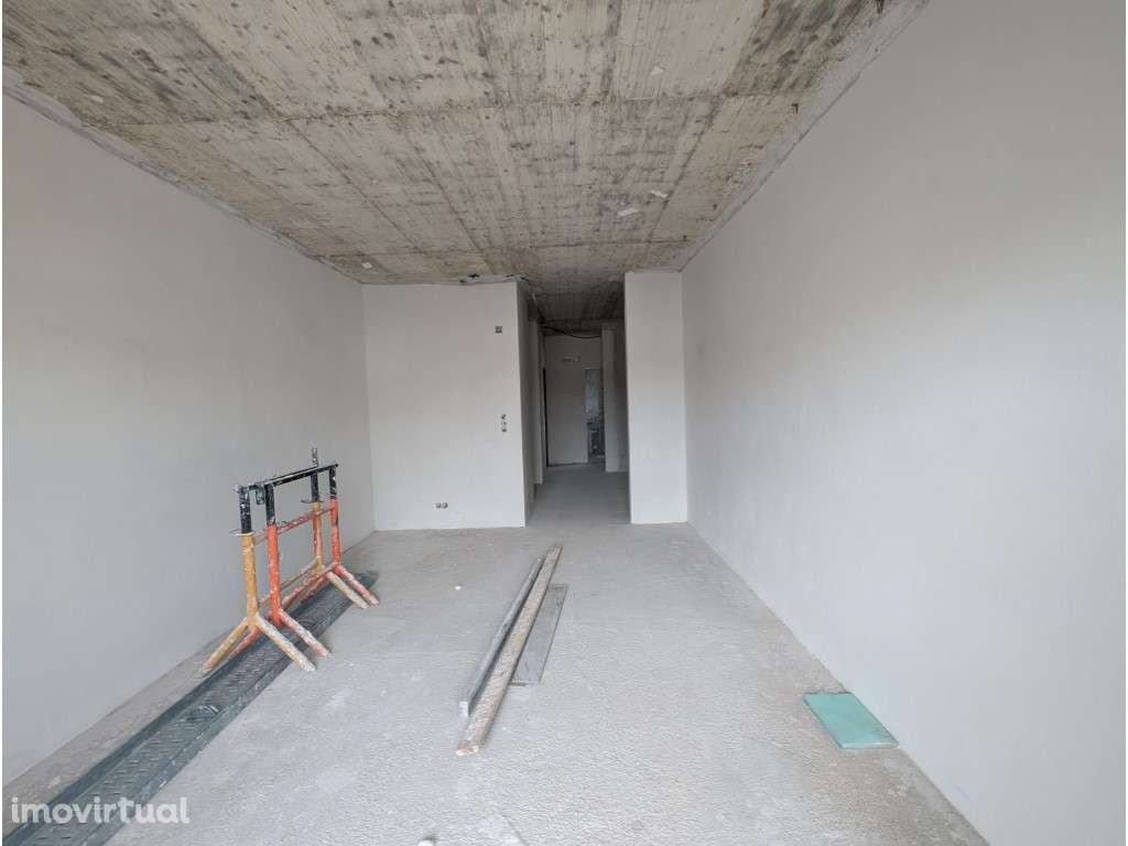 Conforto e Qualidade de Vida numa Moradia T3 nos Redondos Fernão Ferro - Grande imagem: 5/16