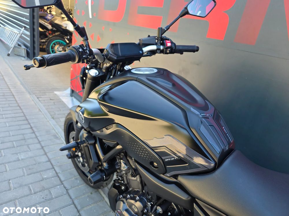 Yamaha MT - 10
