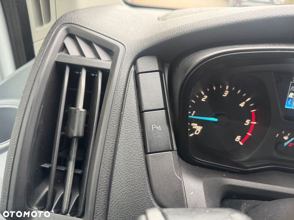 Ford TRANSIT - 24