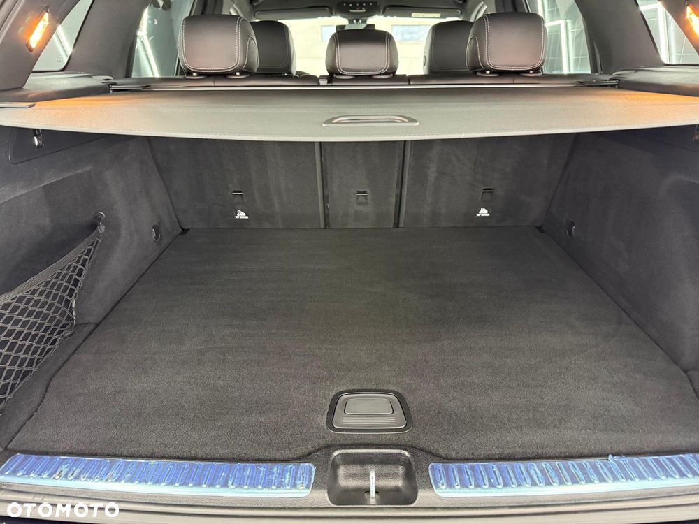 Mercedes-Benz GLC 220 d 4Matic 9G-TRONIC AMG Line - 27