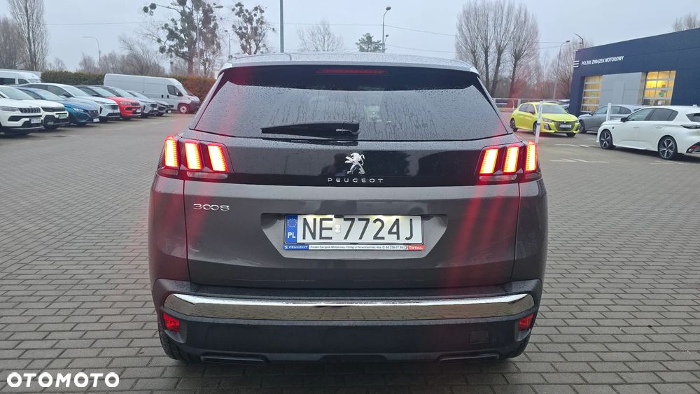 Peugeot 3008 1.2 PureTech Allure Pack S&S EAT8 - 6