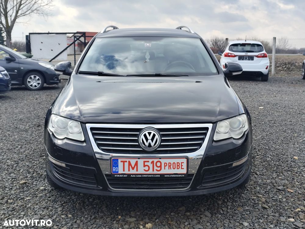 Volkswagen Passat - 1