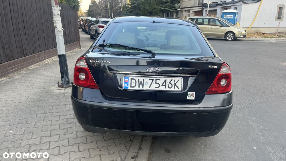 Ford Mondeo 2.0 TDCI Ghia - 2