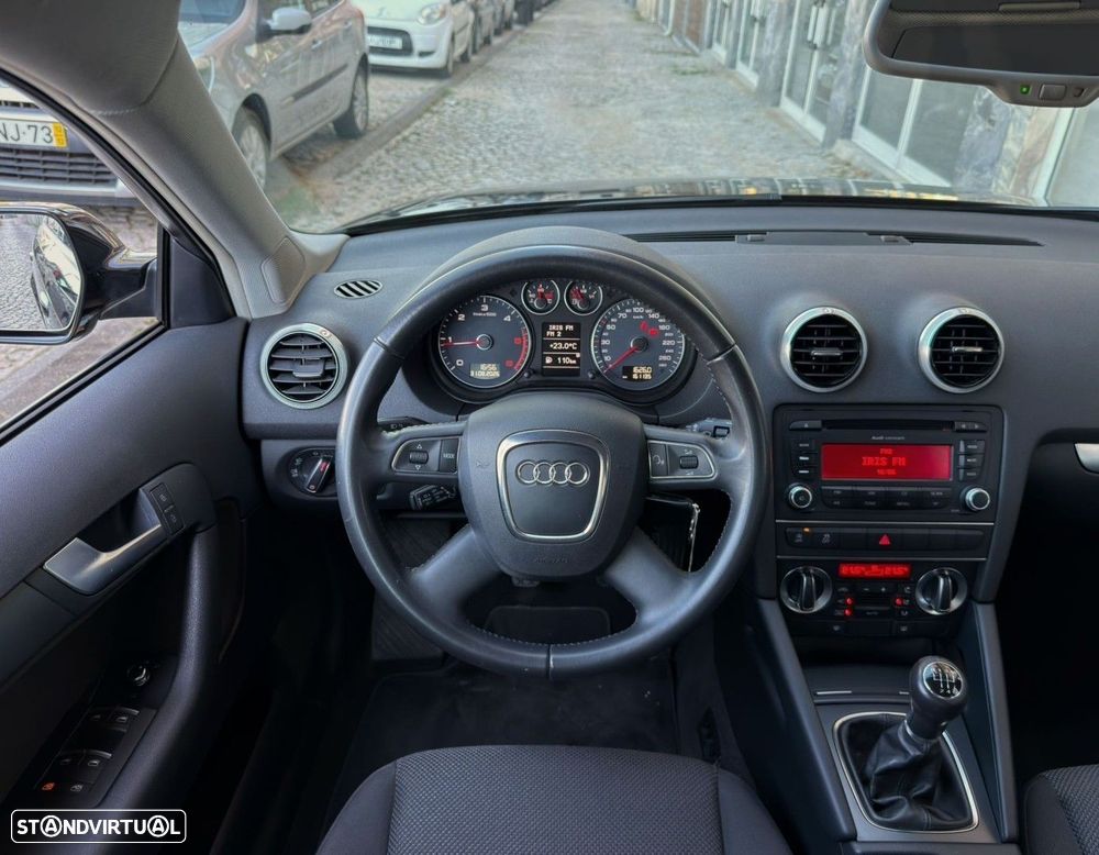 Audi A3 Sportback 1.6 TDI Advance - 17