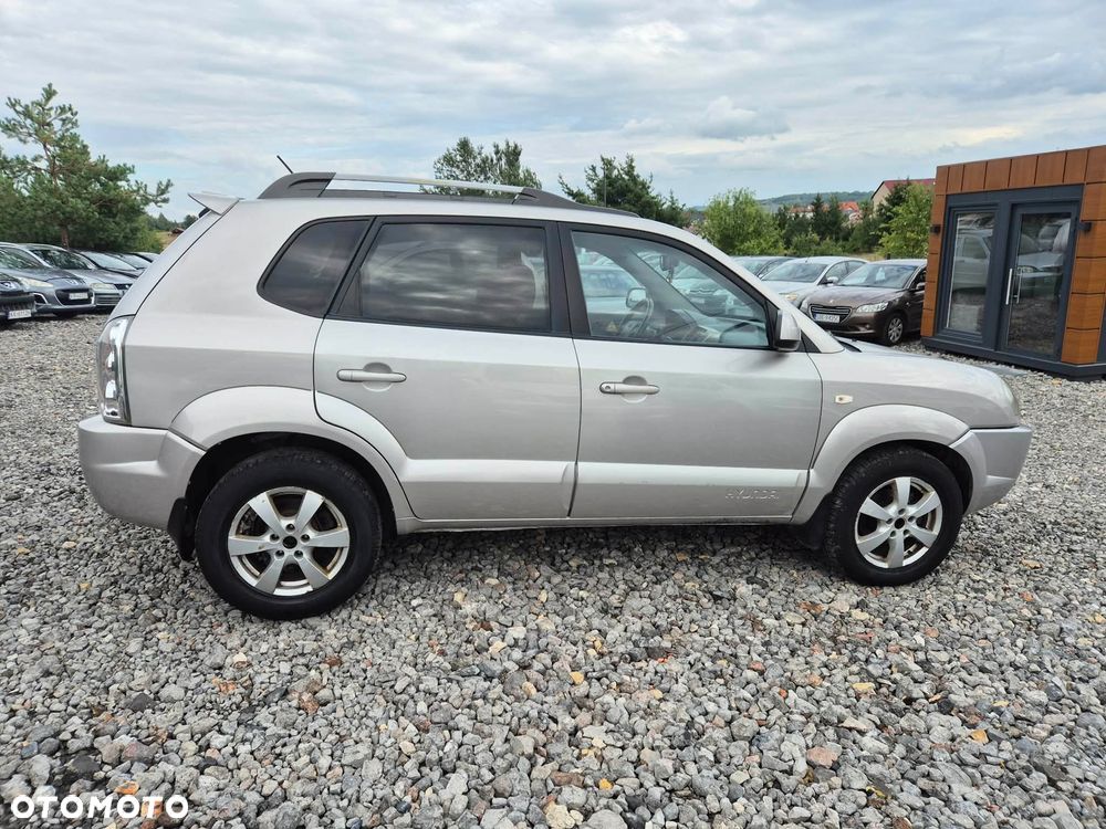 Hyundai Tucson 2.0 CRDi Premium - 8