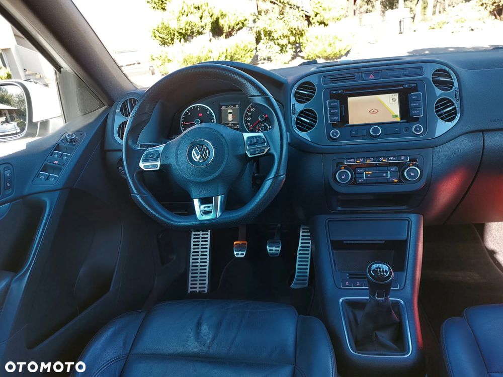 Volkswagen Tiguan - 24