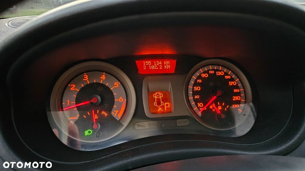 Renault Clio 1.6 Confort Privilege - 40