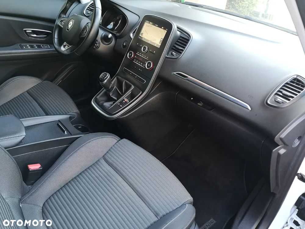 Renault Scenic BLUE dCi 120 BUSINESS EDITION - 13