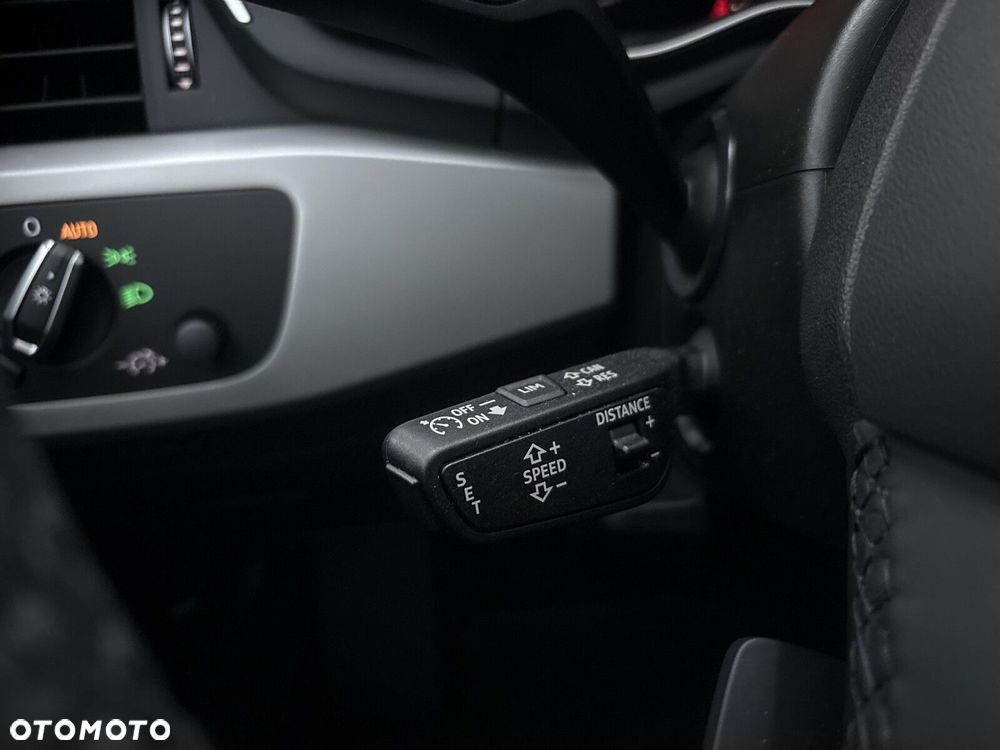 Audi A4 Limousine - 19