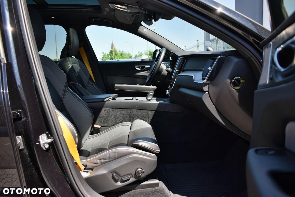 Volvo XC 60 - 21