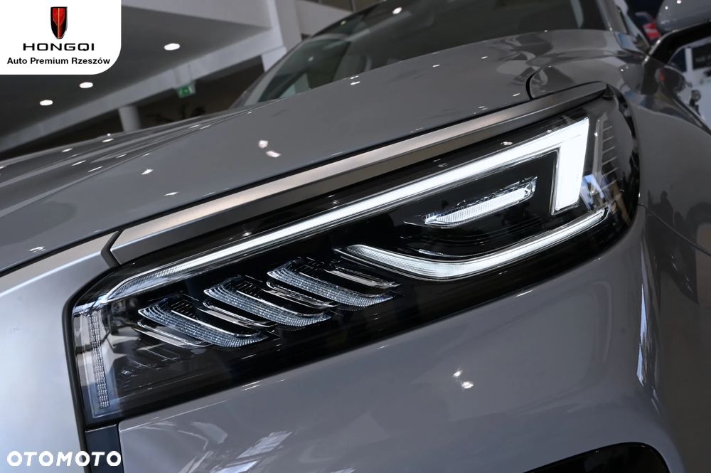 Hongqi HS5 - 24