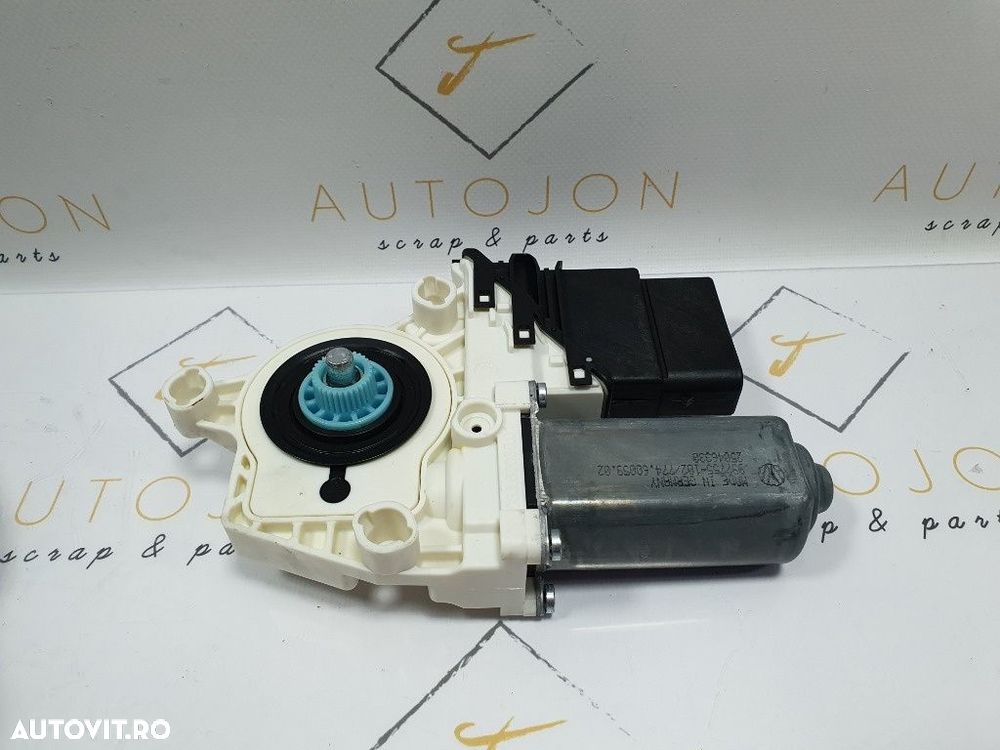 Motoras macara dreapta spate VOLKSWAGEN PASSAT Variant 3C5 2005 - 2011 2.0 TDI BMR, CBBB   3C9959704 - 2