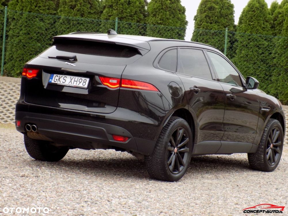 Jaguar F-Pace - 14