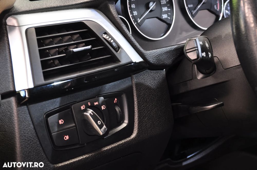 BMW Seria 3 320d xDrive AT Advantage - 10