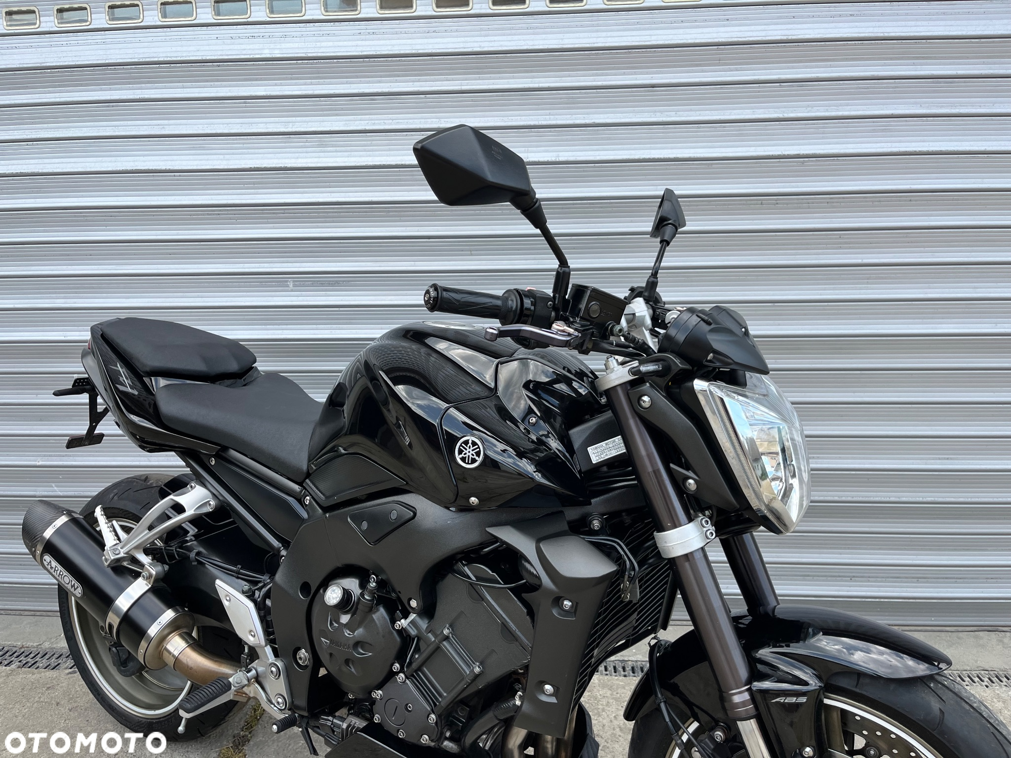 Yamaha FZ - 28