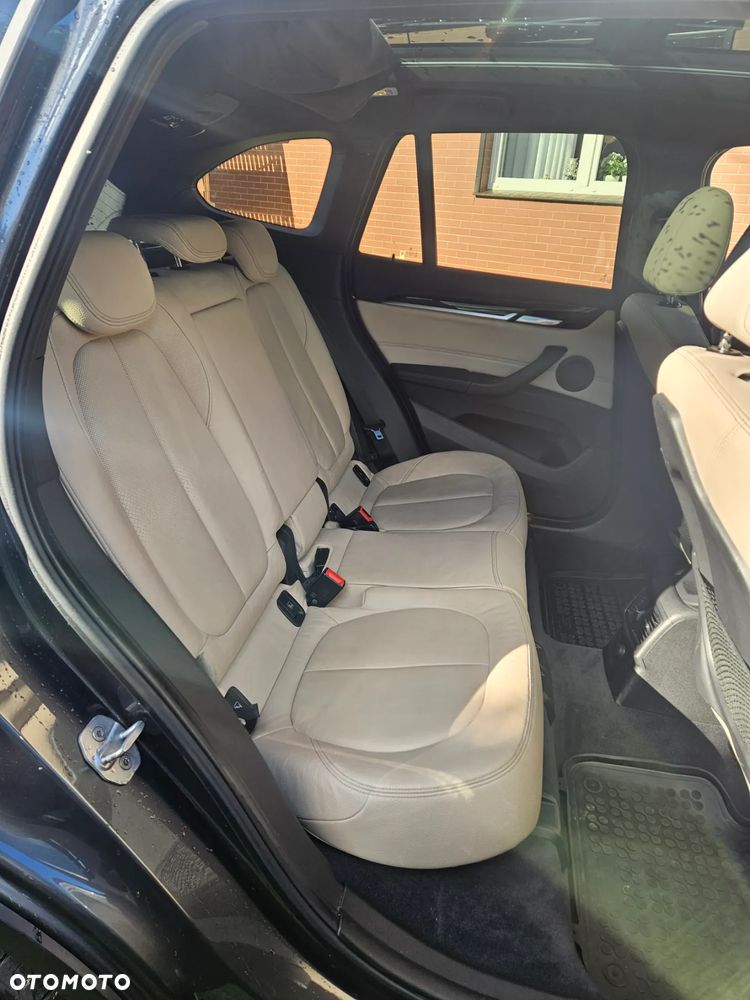 BMW X1 xDrive18d xLine - 7