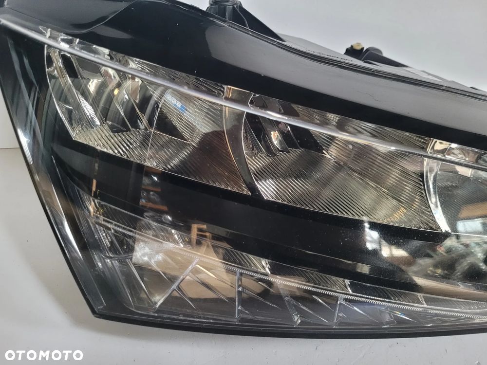 Skoda Scala lampa przód prawa led - 4