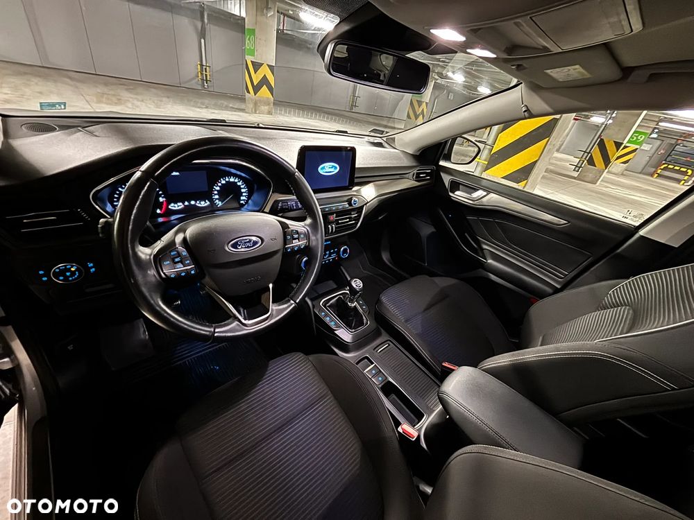 Ford Focus 2.0 EcoBlue Titanium - 14