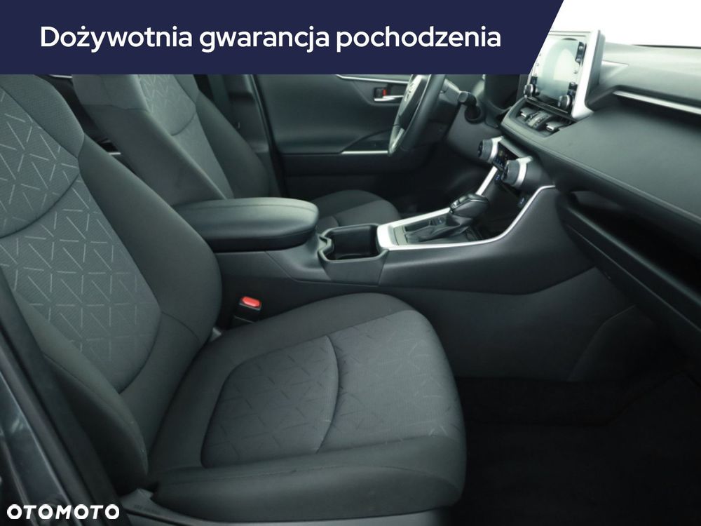 Toyota RAV4 - 9
