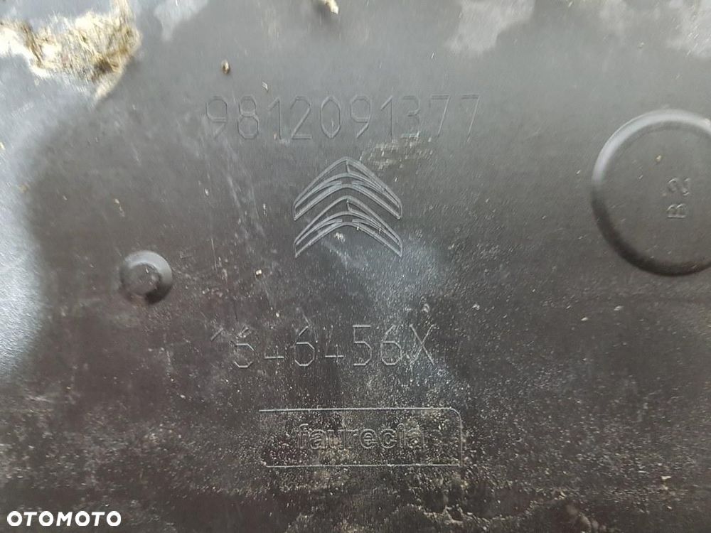 CITROEN DS4 LIFT LISTWA BLENDA POD TABLICĘ REJESTRACJĘ 9812091377 ORYGINAŁ - 2