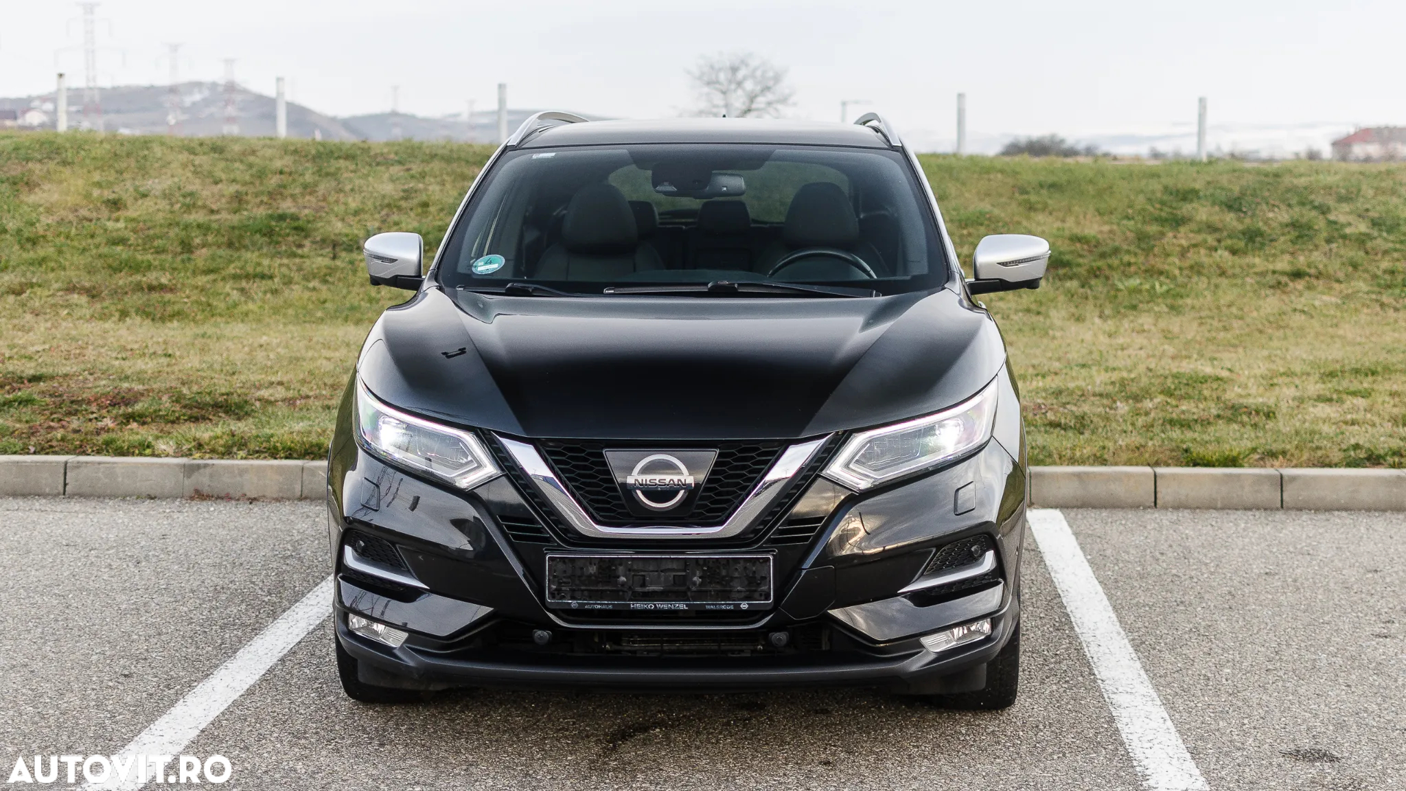 Nissan Qashqai 1.6 DCI Xtronic TEKNA+ - 4