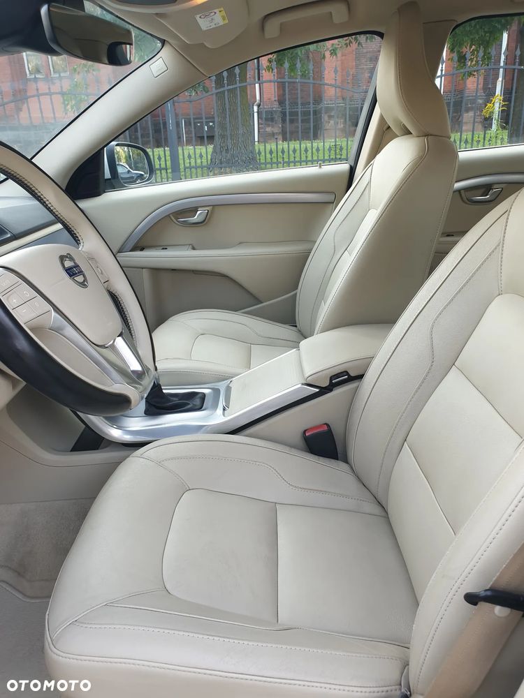 Volvo V70 D4 Geartronic Summum - 8