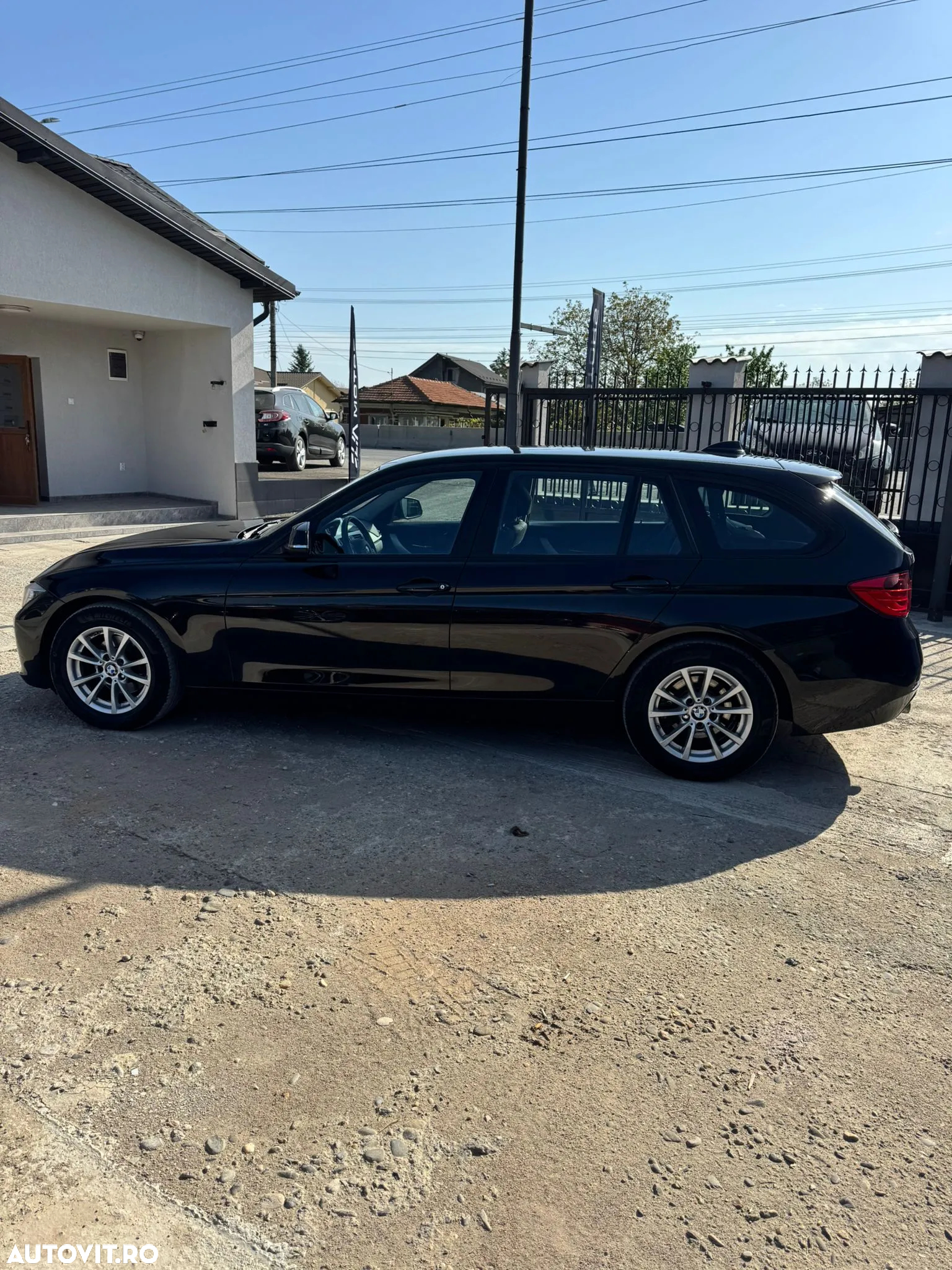 BMW Seria 3 318d Touring Aut. - 6
